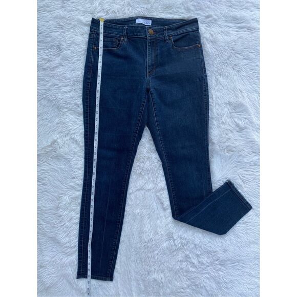 Ann Taylor Loft SZ 6/28 Woman’s Dark Wash Curvy Skinny Denim Jeans - Picture 9 of 13